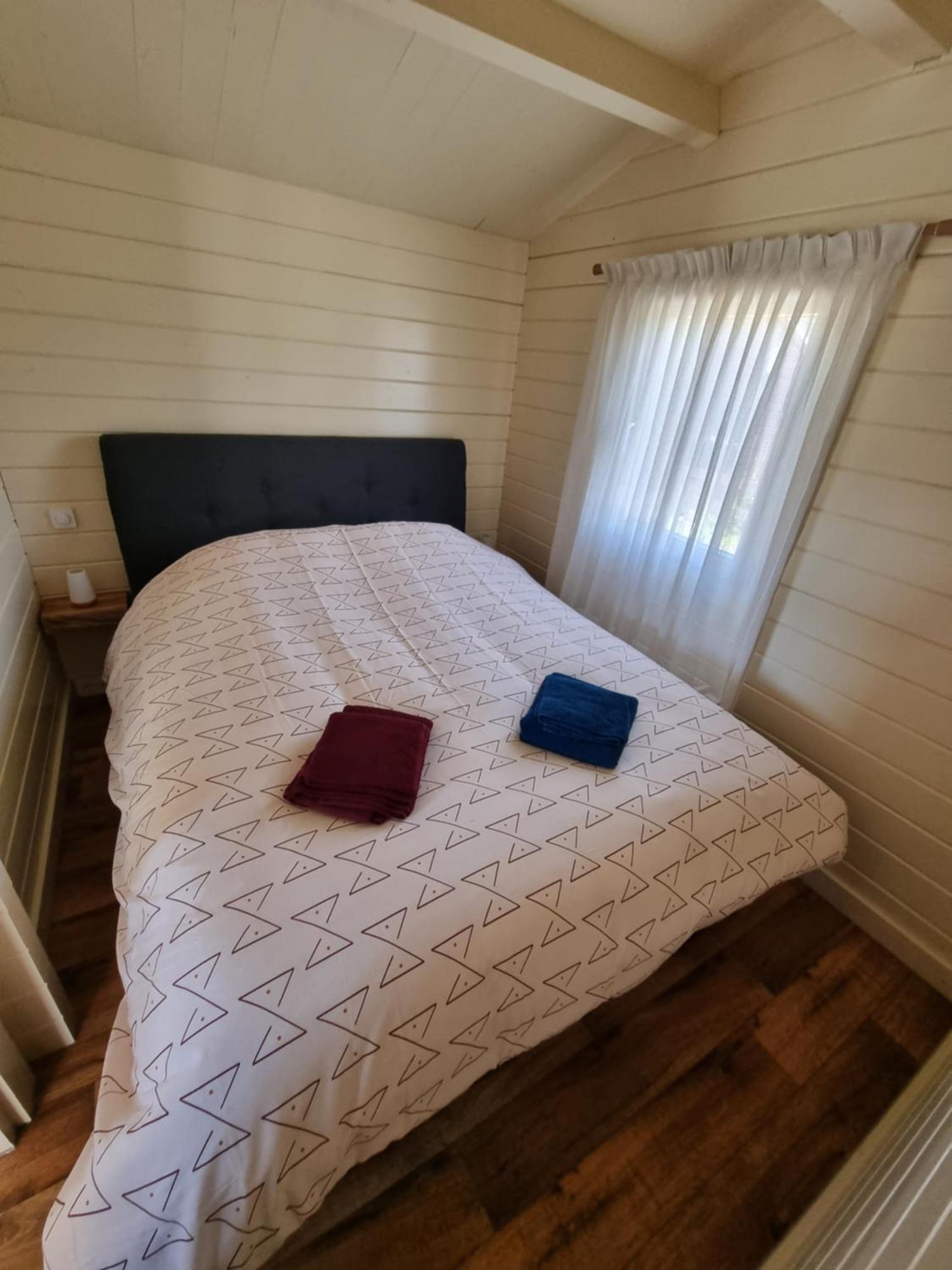 Nieuw - Luxe Blokhut Chalet In Bosrijke Omgeving Anloo Экстерьер фото